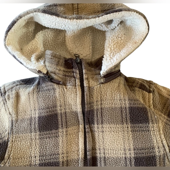 True Boys Size 4 Zip Up Detachable Hood Flannel /plaid Jacket - Picture 2 of 3